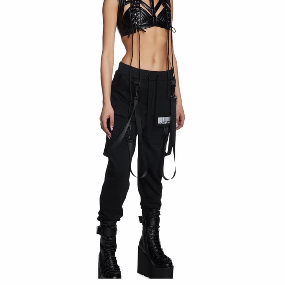 NWOT Black Strap Detail Cargo Joggers size M - Picture 4 of 5